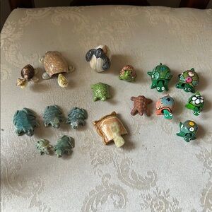 Instant miniature turtle collection, 17 total pieces